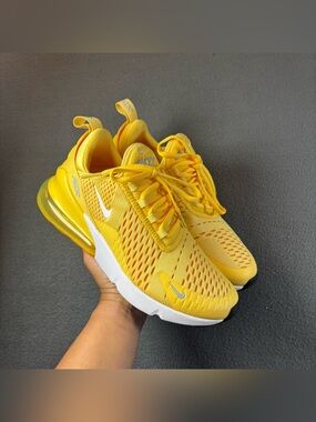 Nike Air Max 270 Women Yellow Running Lifestyle Shoes Size 7.5